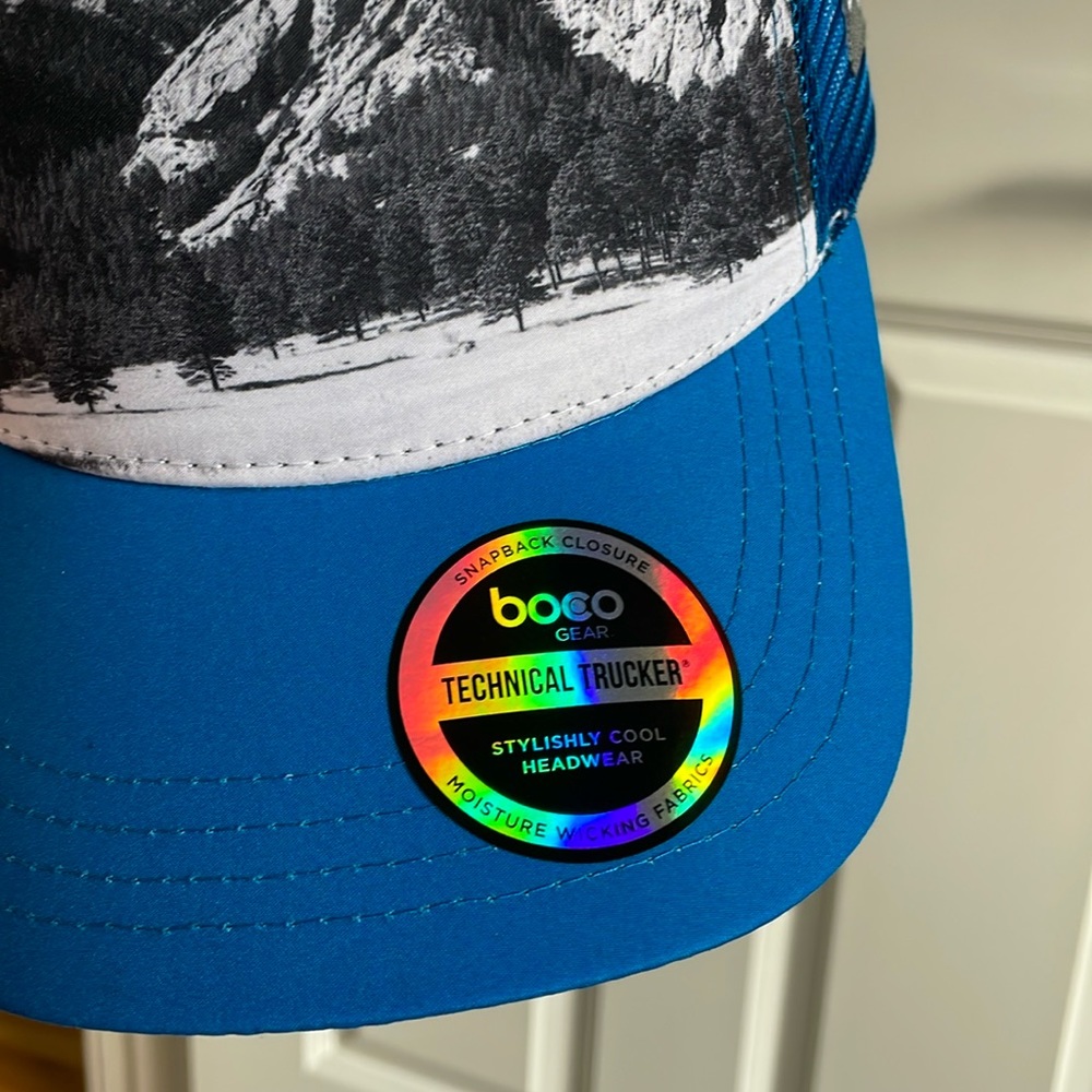 ✨NEW✨Boco Gear Trucker Hat with black & white photo of the Boulder Flatirons - Picture 4 of 12